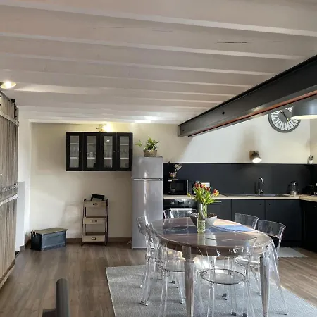 Contemporain Pour 4 Avec Piscine Chauffee Et Bureau A Proximite Des Sites Historiques - Fr-1-489-444 * Louchy-Montfand