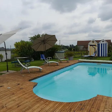 Nyaraló Contemporain Pour 4 Avec Piscine Chauffee Et Bureau A Proximite Des Sites Historiques - Fr-1-489-444 *