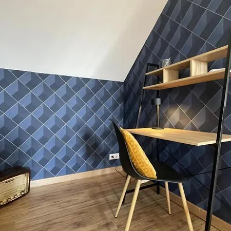 Contemporain Chaleureux Pour 4 Avec Piscine Partagee - Fr-1-489-444 Holiday home Louchy-Montfand