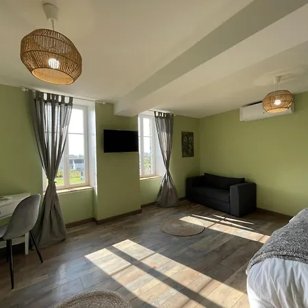 Contemporain Chaleureux Pour 4 Avec Piscine Partagee - Fr-1-489-444 * Louchy-Montfand