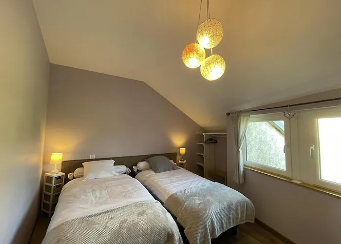 Contemporain Chaleureux Pour 4 Avec Piscine Partagee - Fr-1-489-444 *