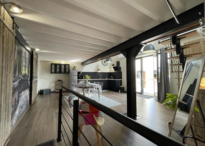 Contemporain Chaleureux Pour 4 Avec Piscine Partagee - Fr-1-489-444 Дом отдыха *