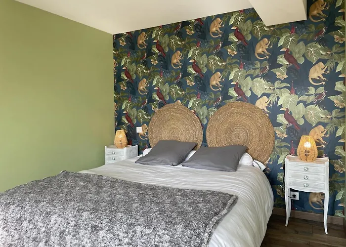 Contemporain Chaleureux Pour 4 Avec Piscine Partagee - Fr-1-489-444 Дом отдыха Louchy-Montfand